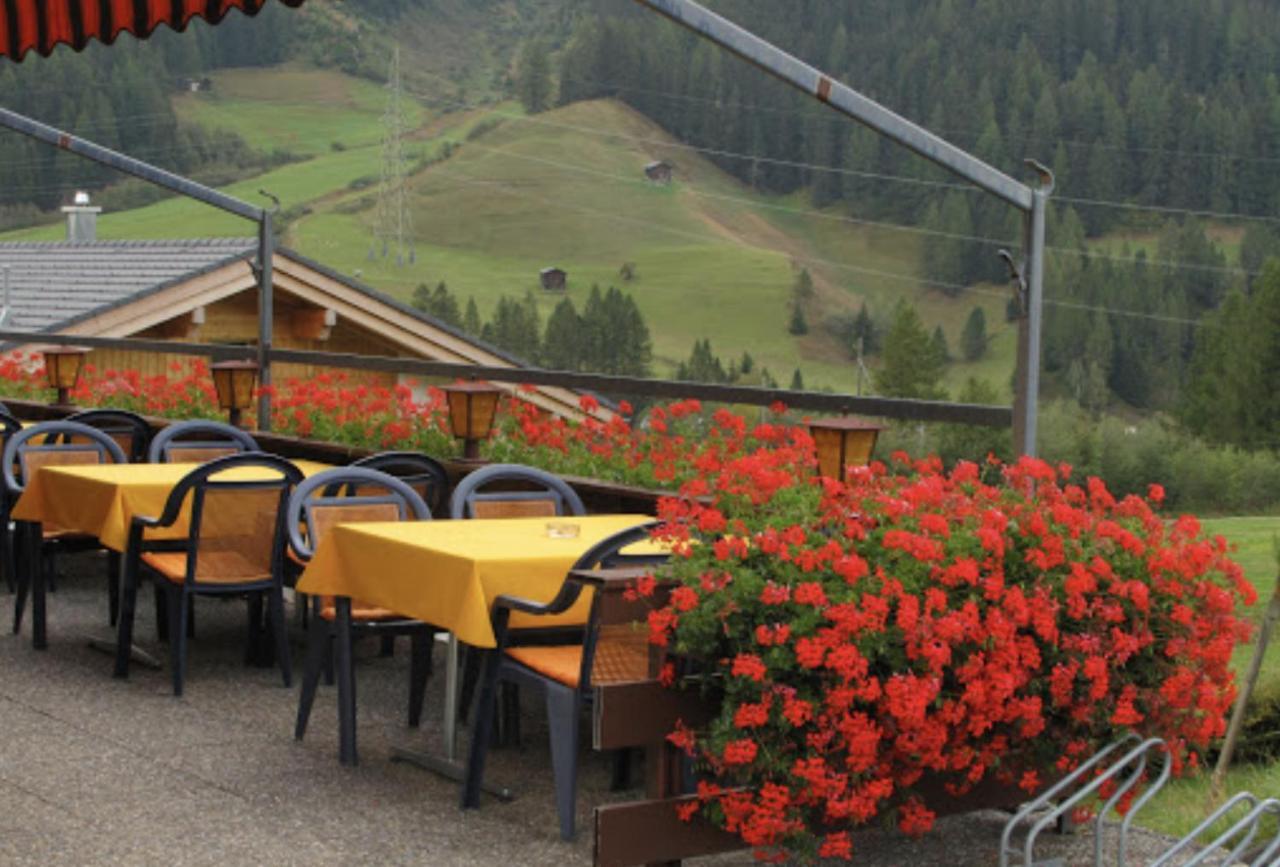 Hotel Restaurant Gommerhof Reckingen Exterior foto