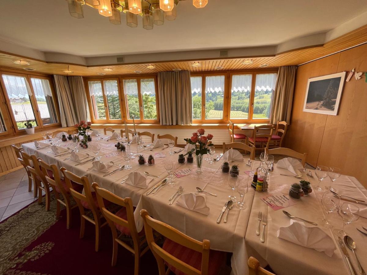 Hotel Restaurant Gommerhof Reckingen Exterior foto