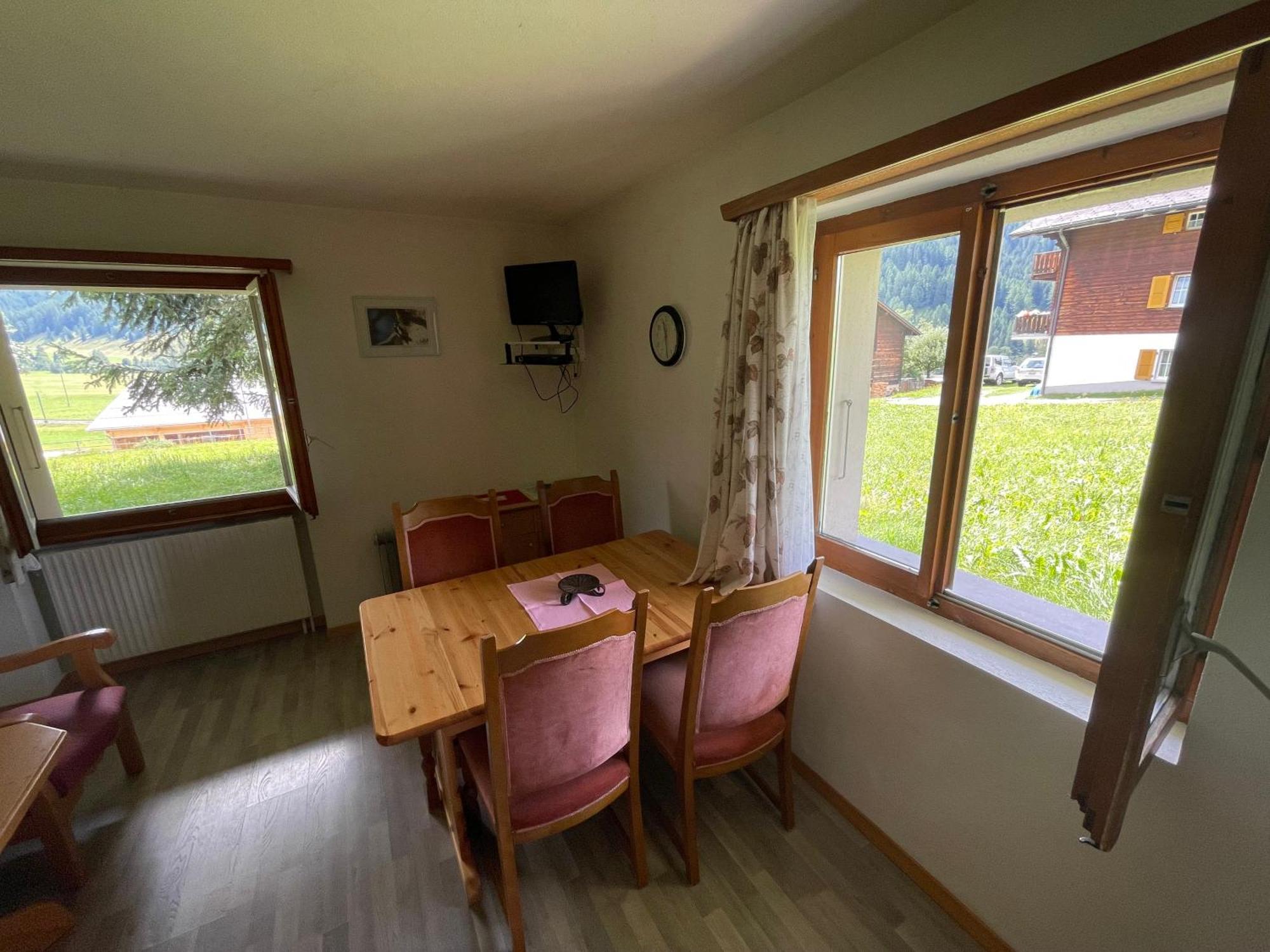 Hotel Restaurant Gommerhof Reckingen Habitación foto